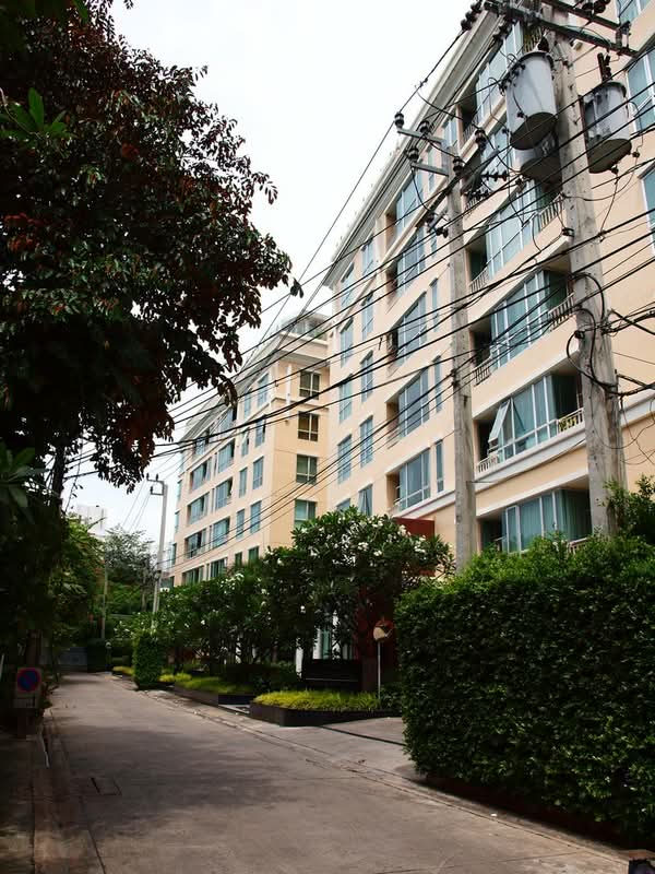 The Address Sukhumvit 42