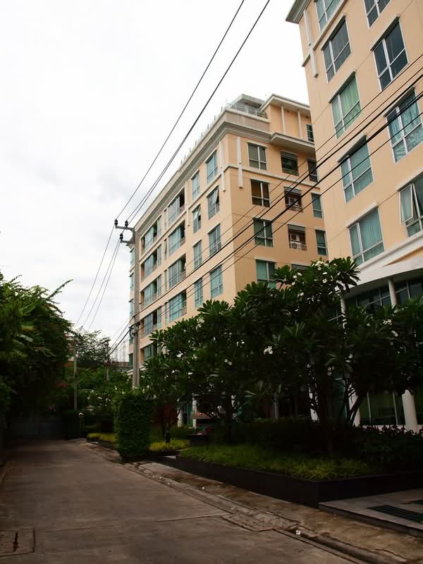 The Address Sukhumvit 42