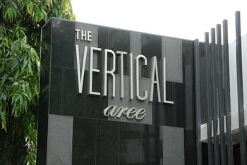 The Vertical aree(เดอะ เวอร์ติคัล)