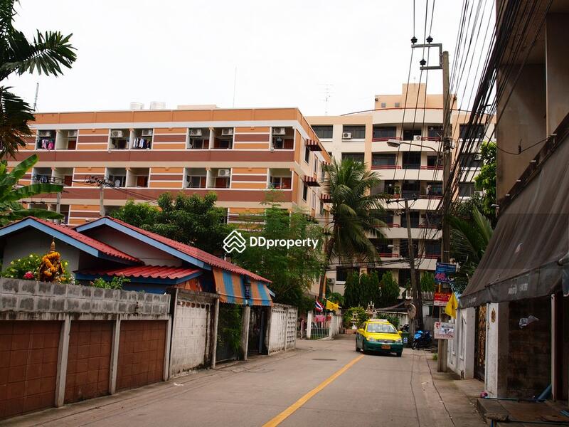 For Rent - Ratchayothin Place, Bangkok