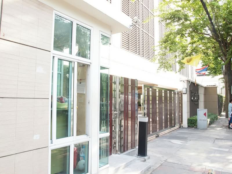 Baan Siri Silom