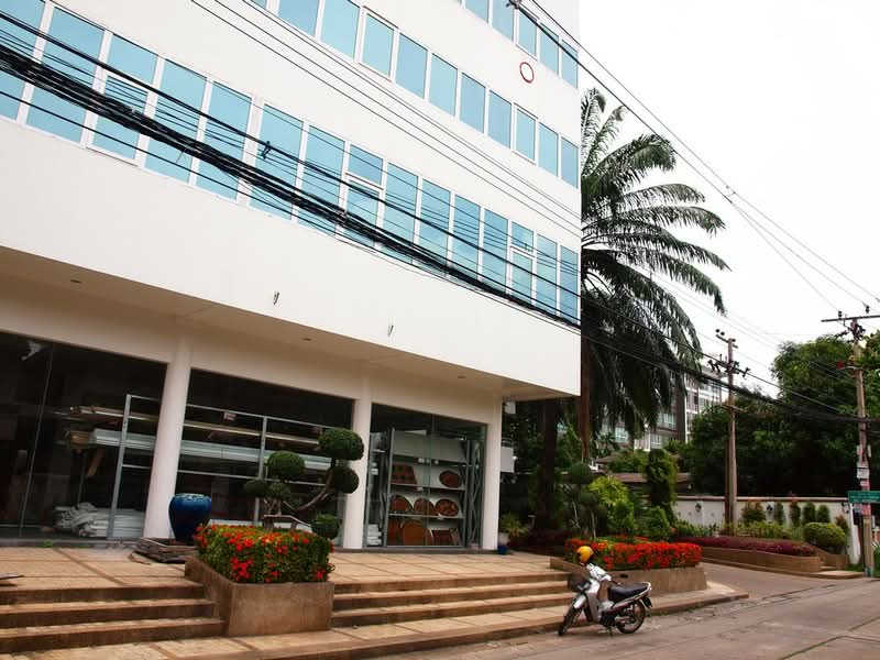 Young Place Grand Le Jardin