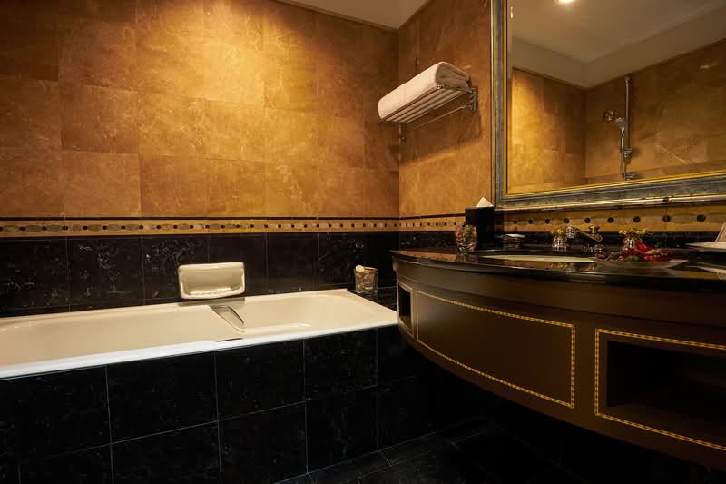 Orchard Parksuites
