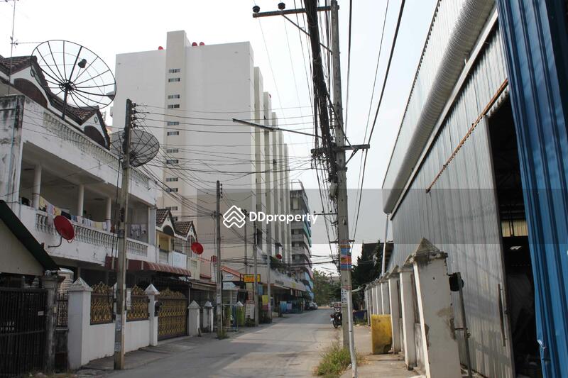 Srithana Condominium 1 #0