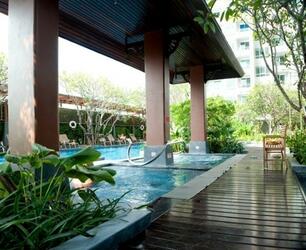 Circle Condominium : เซอร์เคิล คอนโดมิเนียม