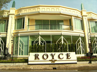 Royce Private Residence Sukhumvit 31