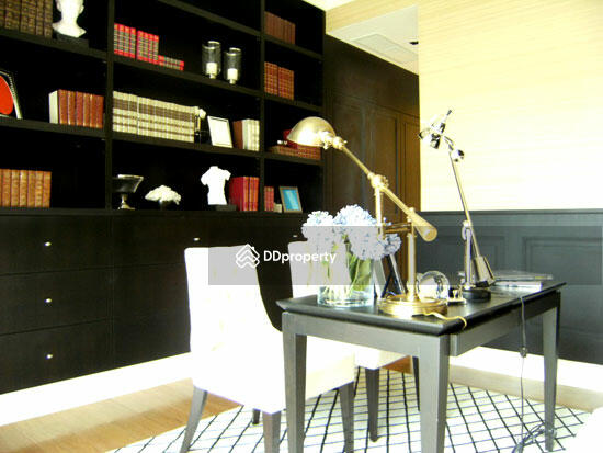 ให้เช่า - Royce Private Residences : รอย์ช ไพรเวท เรสซิเดนซ์ส, กรุงเทพ