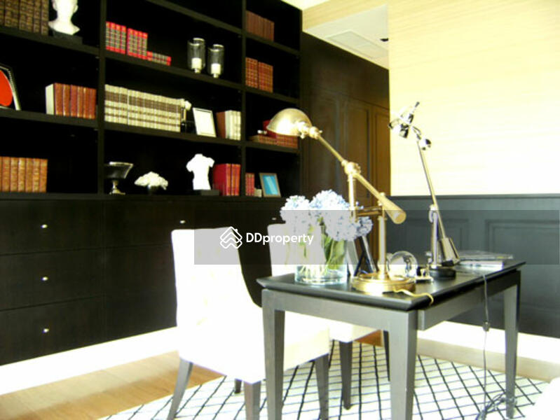 ให้เช่า - Royce Private Residences : รอย์ช ไพรเวท เรสซิเดนซ์ส, กรุงเทพ