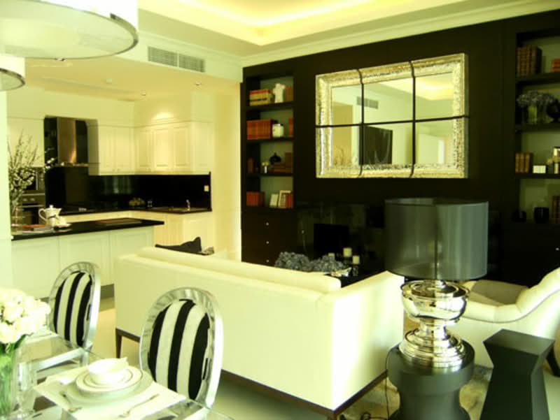 Royce Private Residences : รอย์ช ไพรเวท เรสซิเดนซ์ส
