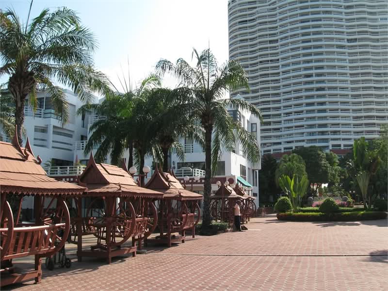 Metro Jomtien Condotel