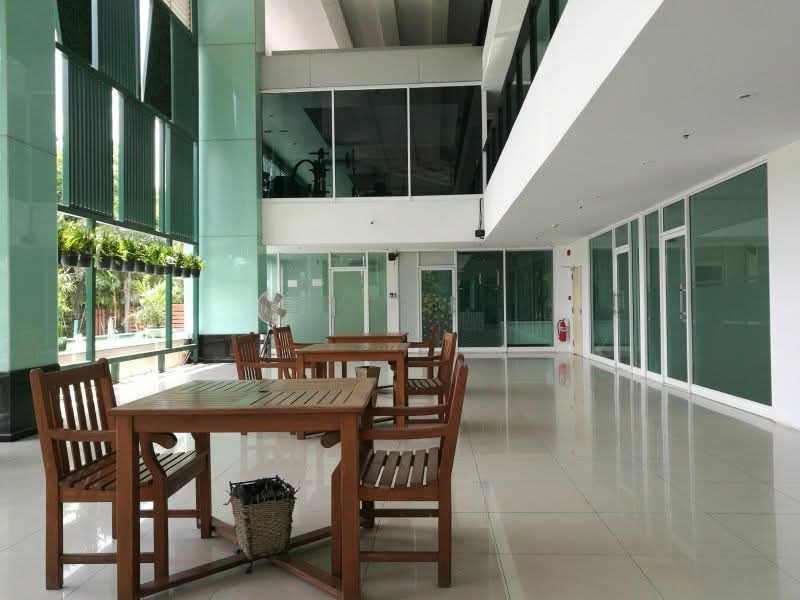 AD Hyatt Condominium : เอดี ไฮแอท คอนโดมิเนียม