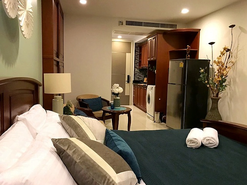 Apus Condominium : เอพัส คอนโดมีเนียม พัทยา กลาง