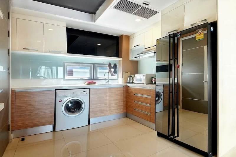Apus Condominium : เอพัส คอนโดมีเนียม พัทยา กลาง