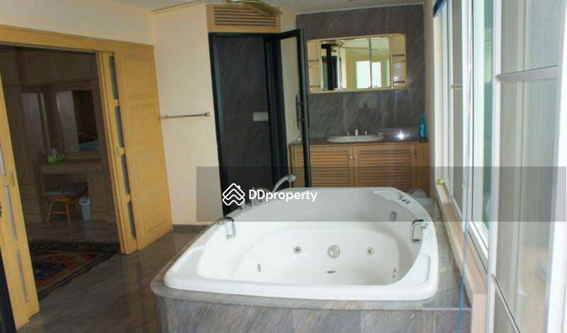 For Rent - Coconut Beach condominiums, Chon Buri