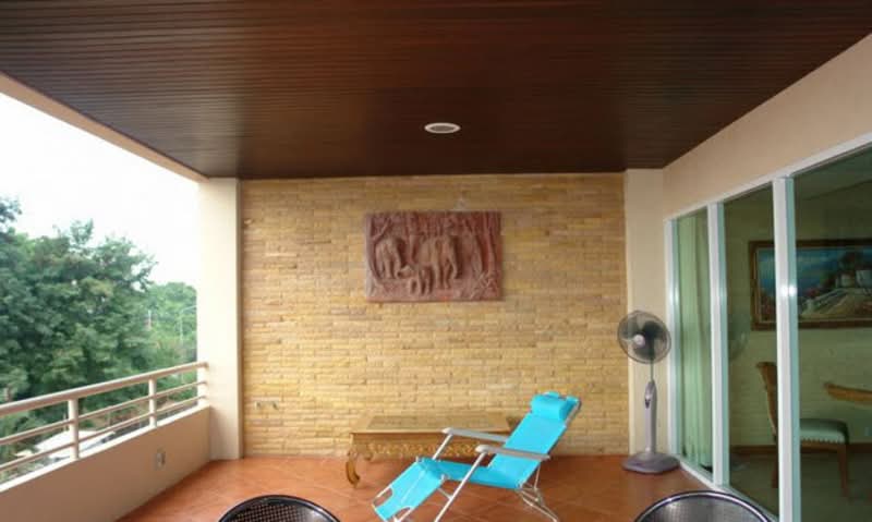 Executive Residence 2 : เอคเซคคิวทิฟ เรสซิเดนซ์ 2