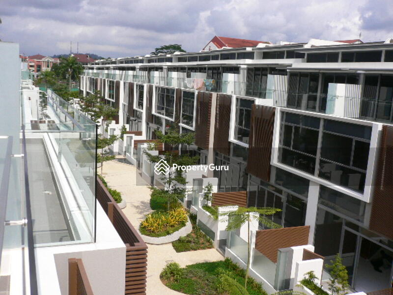 Hillcrest Villa Cluster House located at Newton / Novena PropertyGuru