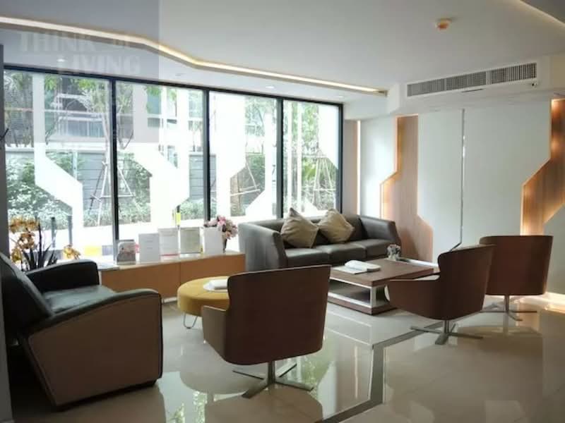 Zenith Place Sukhumvit 42