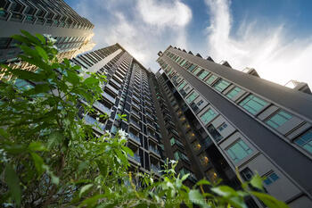 The Crest Sukhumvit 34 : เดอะ เครสท์ สุขุมวิท 34