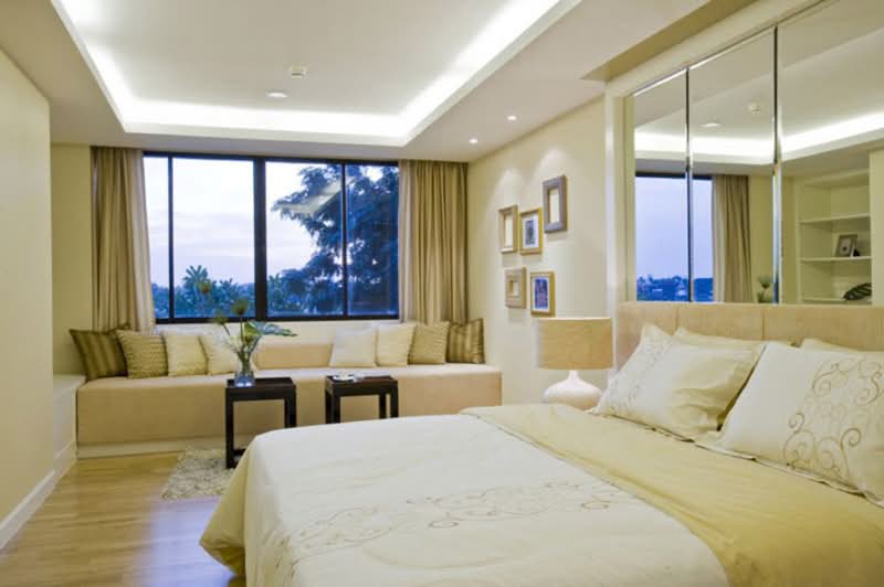 Riverine Place