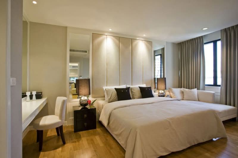 Riverine Place