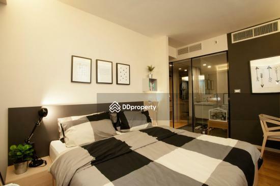 Modern-styled Bedroom with Quality Finishing
