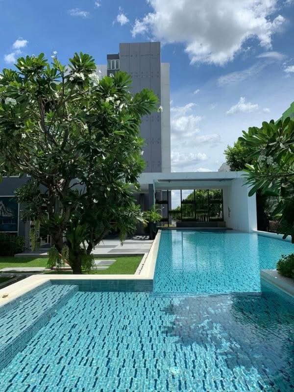 Dcondo Ramkhamhaeng 64