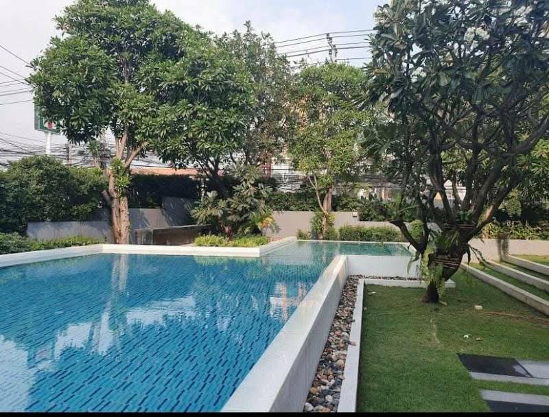 Dcondo Ramkhamhaeng 64