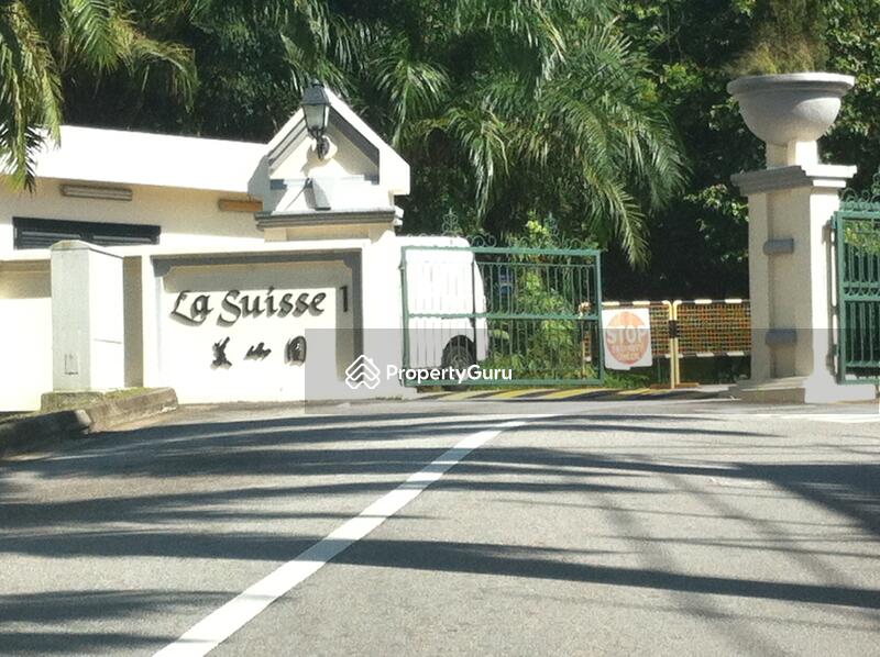 For Rent - La Suisse I