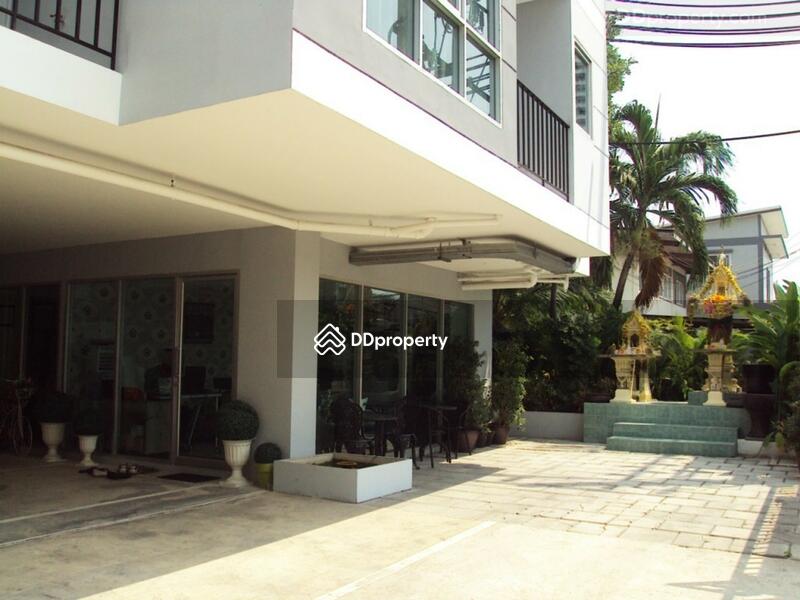 ขาย - The Prive Ratchadapisek 30 : พรีเว่ รัชดาภิเษก 30, กรุงเทพ