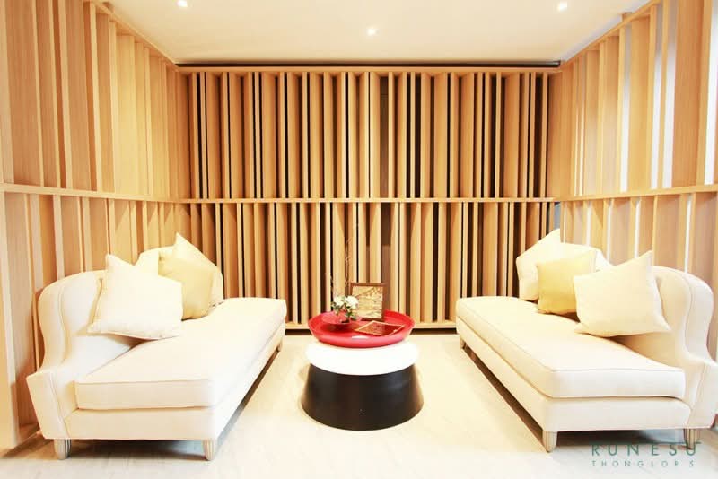 Runesu Thonglor 5 : รูเนะสุ ทองหล่อ 5