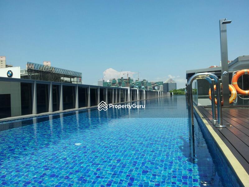 75m sky lap pool