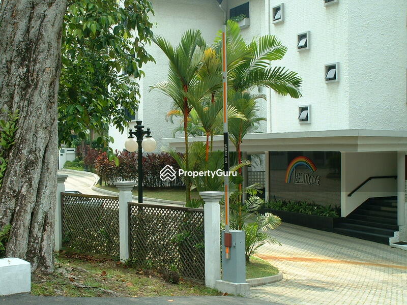 For Rent - Botanic Lodge