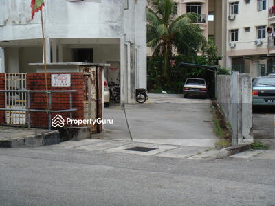  - Kastella Court