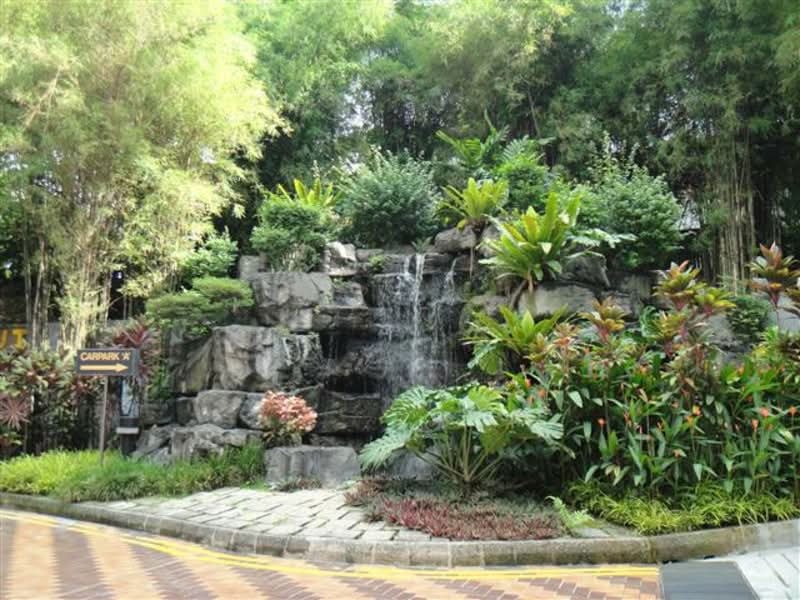 Far East Plaza Deluxe Service Apartment