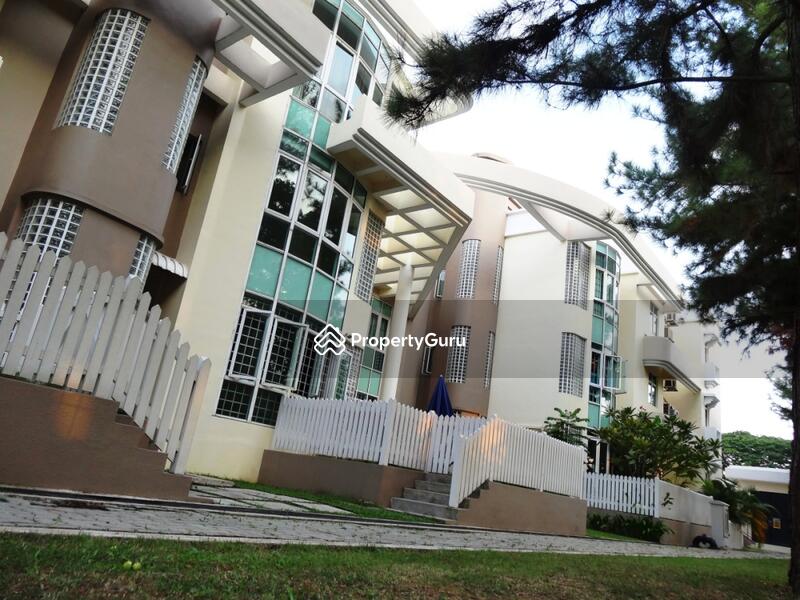 For Sale - Le Loyang