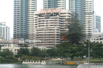 Mayfair Garden : เมย์แฟร์ การ์เด้น