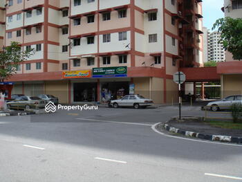 Pinang Emas