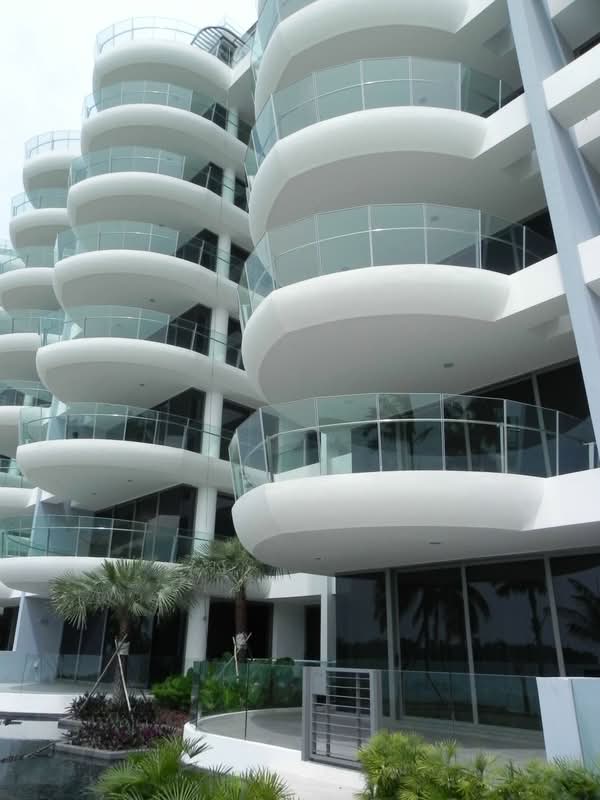 Seascape @ Sentosa Cove