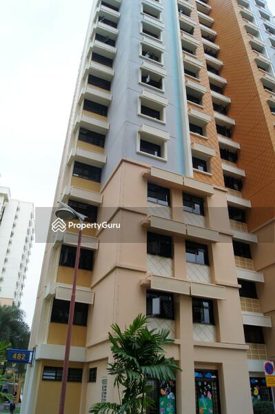 For Rent - 482 Admiralty Link