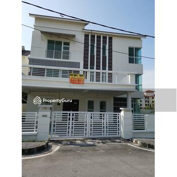 Aston Heights