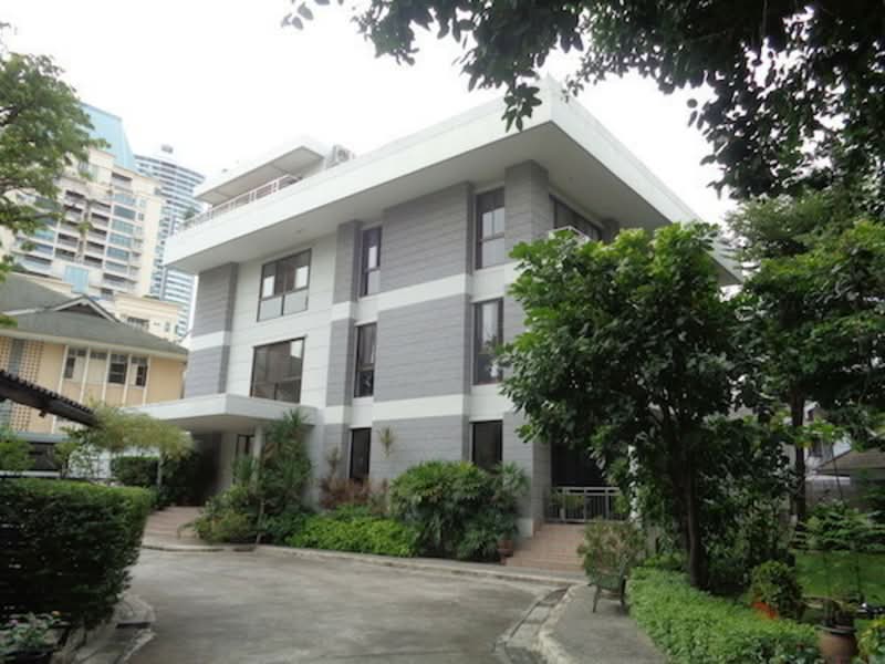 Sukhumvit 24 Home, Bangkok, Soi Methi Niwet, Sukhumvit Road, Khong Tan, Khlong Toei, Bangkok, 3 Bedrooms, 240 sqm, Condo For Rent, by Joy Ooi, 500329842 - DDproperty.com