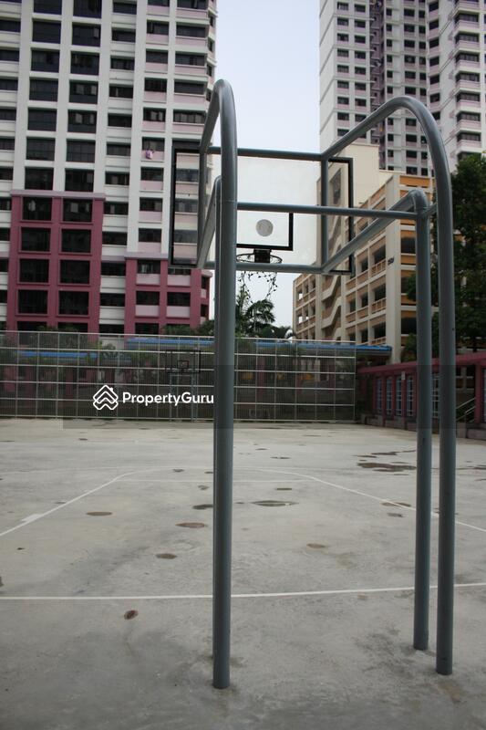 335 Ang Mo Kio Avenue 1 #0