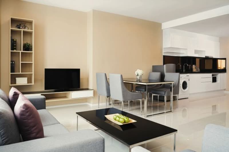 Estella Ekkamai (Movenpick Residences Ekkamai)
