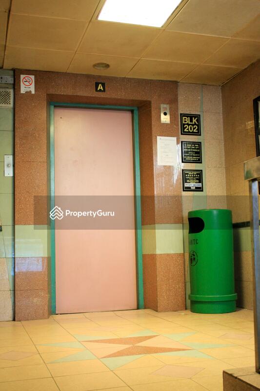 202 Ang Mo Kio Avenue 3 #0