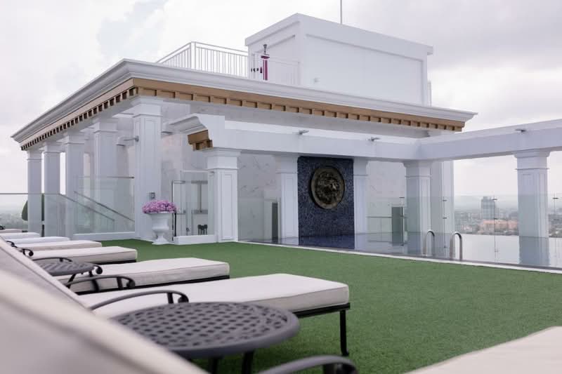The Empire Tower Pattaya : ดิ เอ็มไพร์ ทาวเวอร์