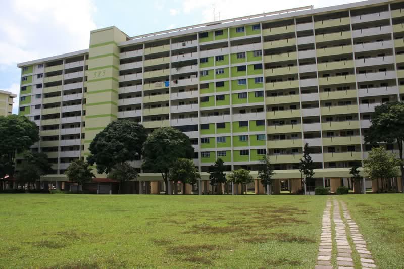 585 Ang Mo Kio Avenue 3