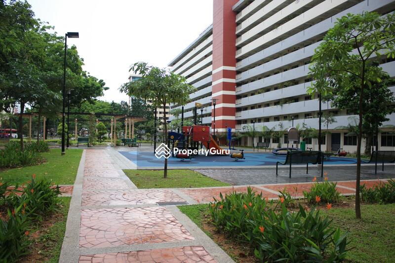 641 Ang Mo Kio Avenue 4 #0
