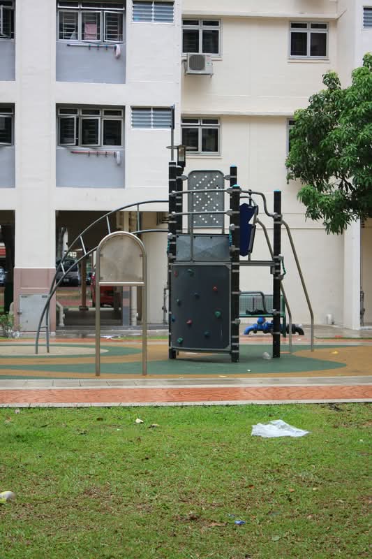 645 Ang Mo Kio Avenue 6 #0