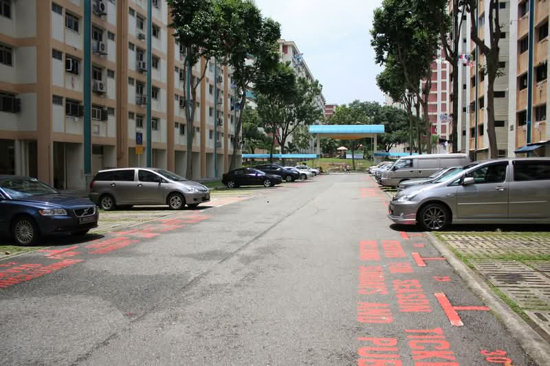 627 Ang Mo Kio Avenue 9