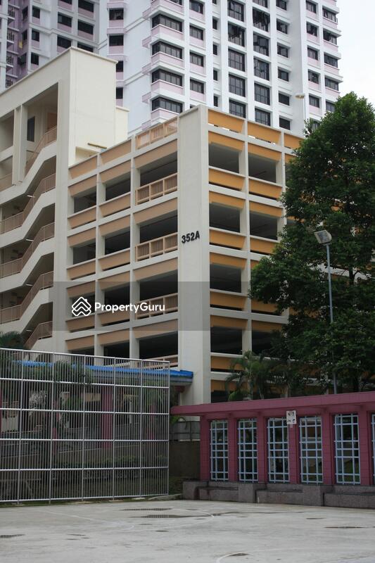 352 Ang Mo Kio Street 32 #0